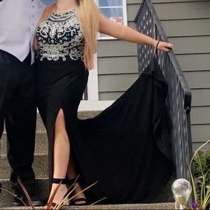 Beautiful prom dress!